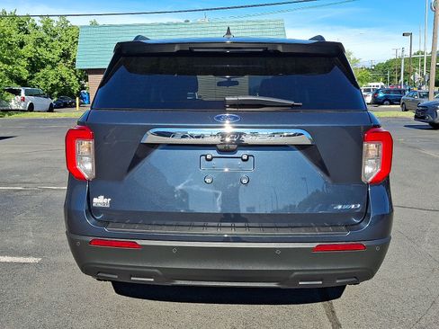 Certified 2023 Ford Explorer XLT AWD/4WD image 6