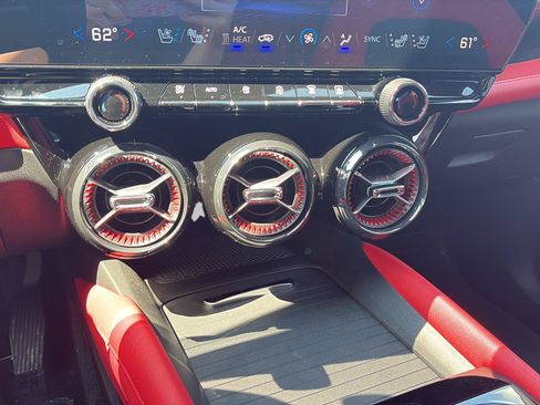 Used 2024 Chevrolet Blazer EV RS AWD/4WD image 30