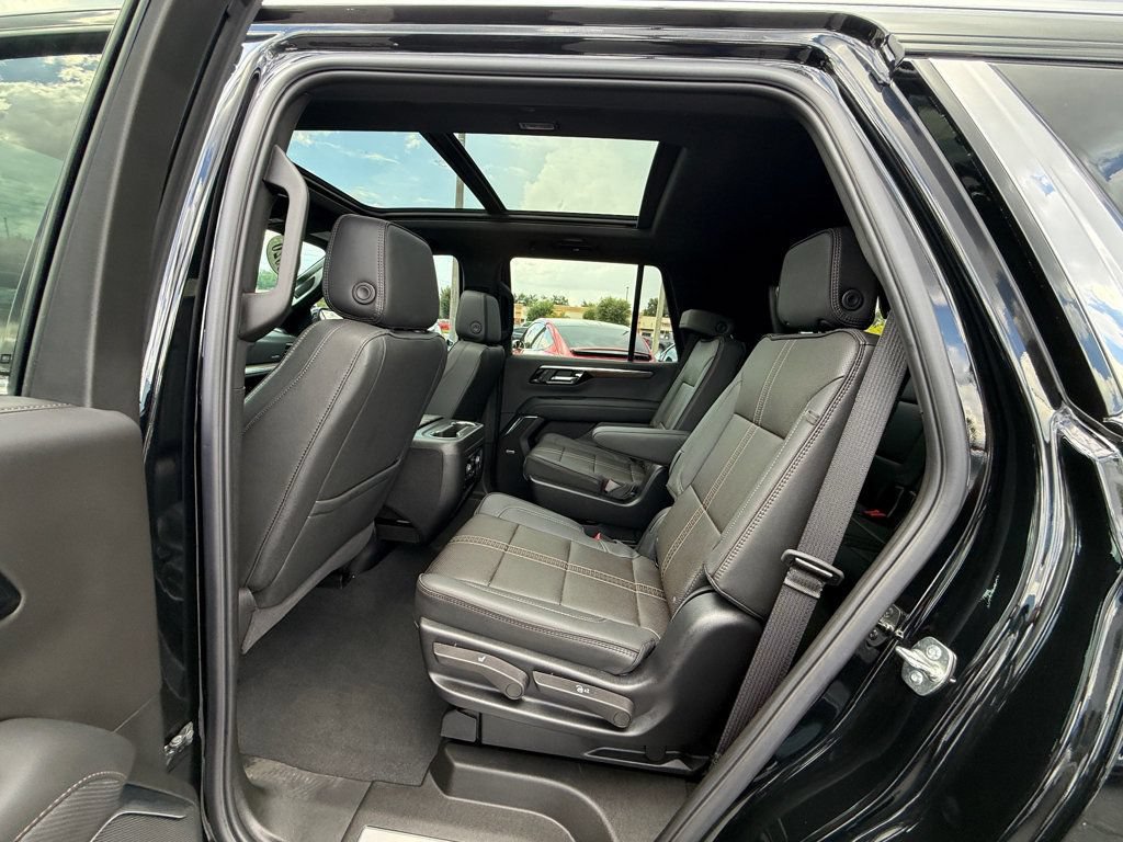 Used 2026 Chevrolet Tahoe High Country w/ Sun And Tow Package RWD image 28