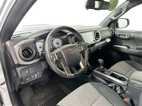 Used 2023 Toyota Tacoma TRD Sport image 17