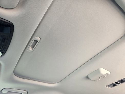 New 2026 Kia Carnival SX Prestige image 18