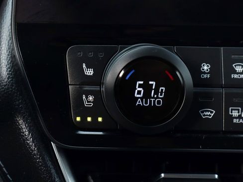 Used 2024 Toyota Grand Highlander AWD image 36
