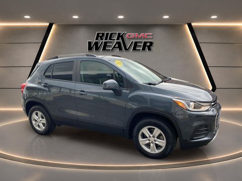 Certified 2022 Chevrolet Trax LT w/ Driver Confidence Package AWD/4WD image 8