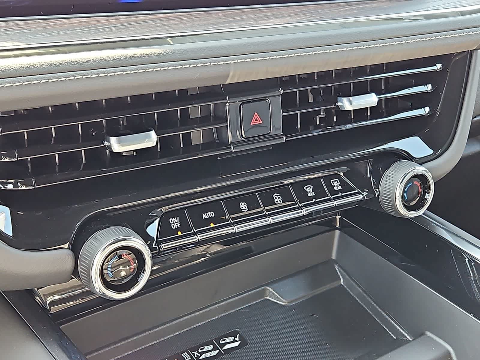 New 2026 Chevrolet Tahoe Premier AWD/4WD image 14
