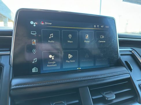 Used 2023 Chevrolet Suburban LT image 20