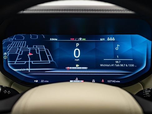 Used 2022 Land Rover Range Rover SE image 26