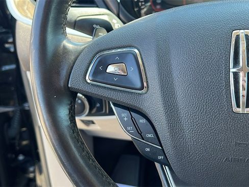 Used 2017 Lincoln MKC Reserve image 19