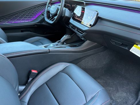 New 2024 Dodge Charger R/T w/ Plus Group image 14