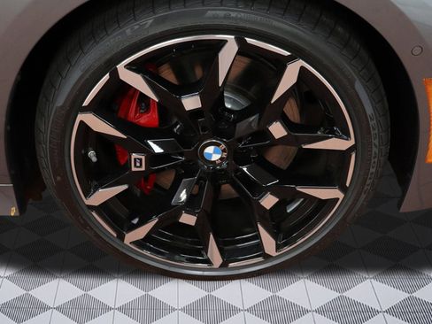 Used 2025 BMW 330i 330i w/ M Sport Package image 6