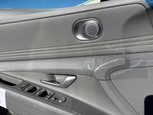 New 2026 Hyundai Elantra SEL Sport image 31
