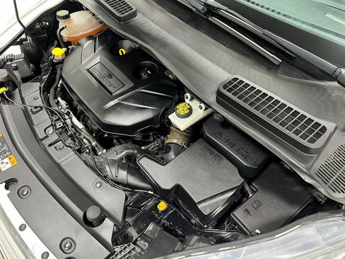 Used 2018 Ford Escape Titanium w/ Ford Safe & Smart Package image 29