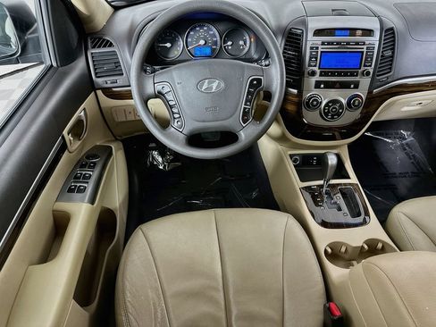 Used 2010 Hyundai Santa Fe GLS FWD image 21