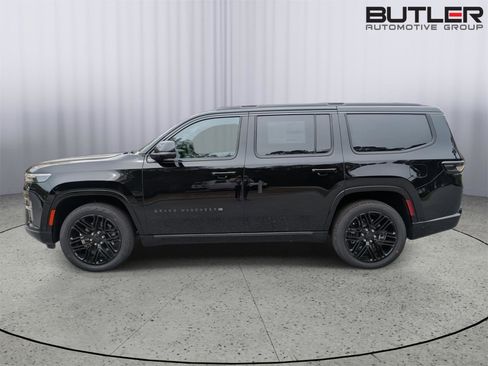 New 2026 Jeep Grand Wagoneer Limited AWD/4WD image 3