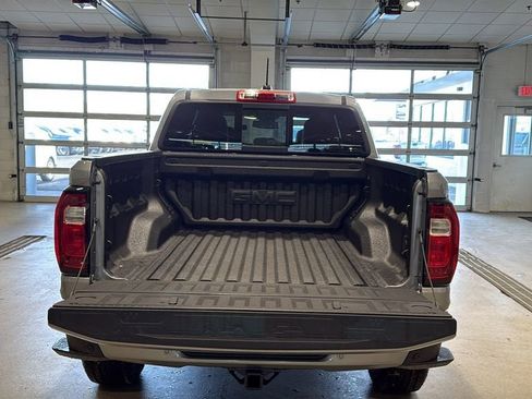 New 2026 GMC Canyon AT4 AWD/4WD image 16