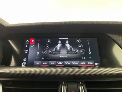 Used 2024 Alfa Romeo Stelvio Ti AWD/4WD image 31