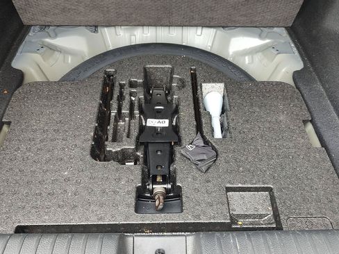 Used 2023 Honda Accord EX image 19