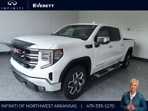 Used 2025 GMC Sierra 1500 SLT w/ SLT Premium Plus Package AWD/4WD image 1