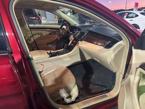 Used 2016 Ford Taurus Limited image 10