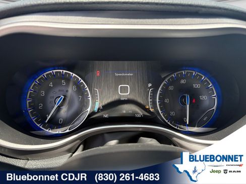 New 2026 Chrysler Pacifica Select FWD image 14