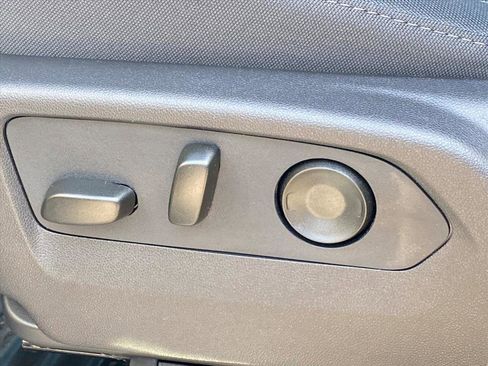 New 2026 Chevrolet Silverado 3500 LT image 15