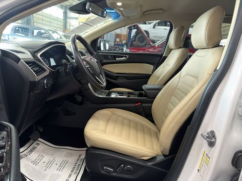 Used 2019 Ford Edge SEL w/ Equipment Group 201A AWD/4WD image 13