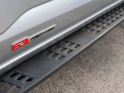 Used 2023 Ford F250 Platinum w/ Tremor Off-Road Package image 9