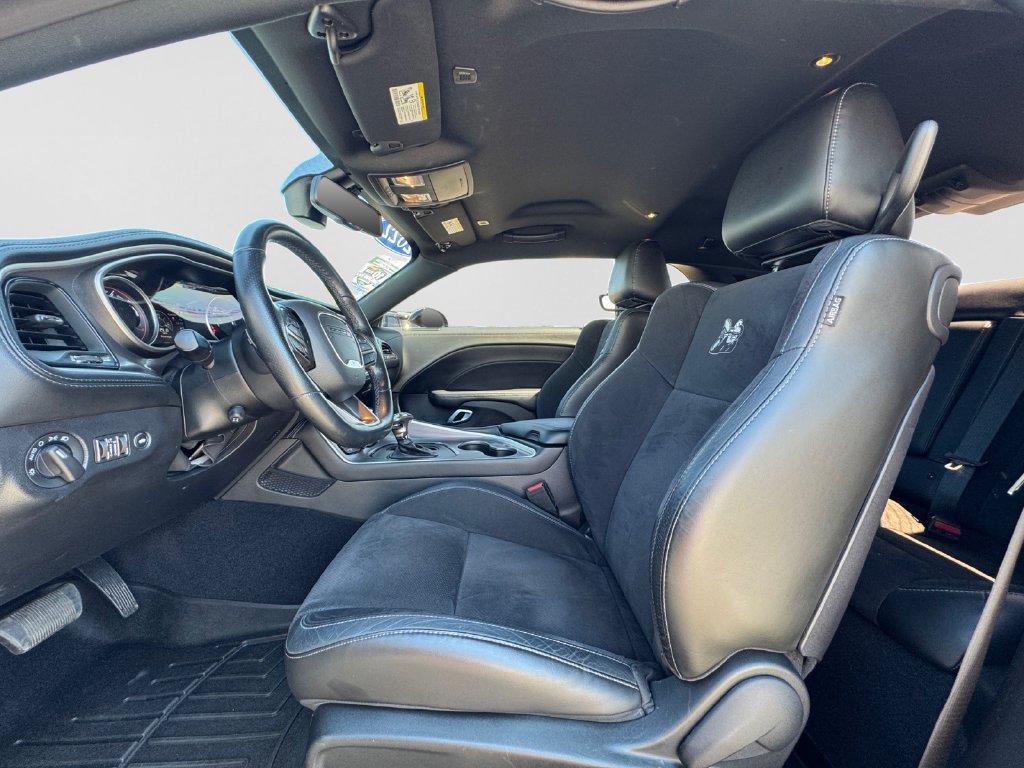 Used 2022 Dodge Challenger R/T Scat Pack RWD image 11