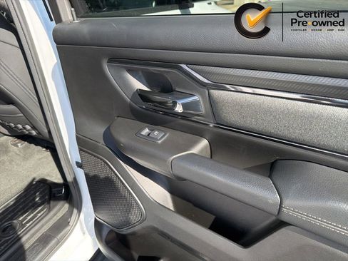 Used 2023 RAM 1500 Big Horn AWD/4WD image 28