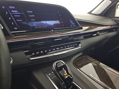 Used 2024 Cadillac Escalade Sport Platinum w/ Heavy-Duty Trailer Package image 31