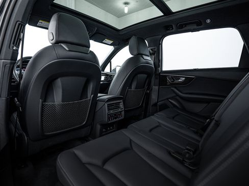 Certified 2025 Audi Q7 3.0T Premium Plus w/ Premium Plus Package image 15