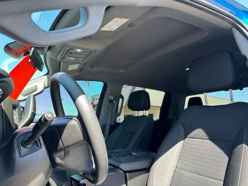 Used 2022 Chevrolet Silverado 1500 Custom image 15