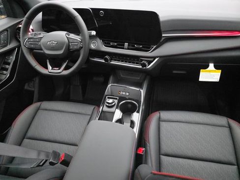 New 2026 Chevrolet Equinox RS w/ Convenience Package III image 17