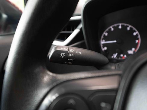 Used 2025 Toyota Corolla LE FWD image 13