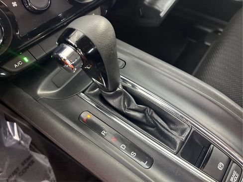 Used 2018 Honda HR-V LX image 41