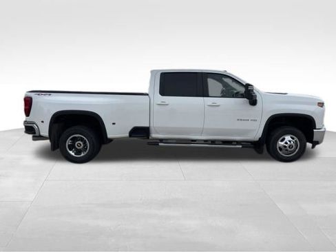 Used 2022 Chevrolet Silverado 3500 LT w/ All Star Edition AWD/4WD image 6