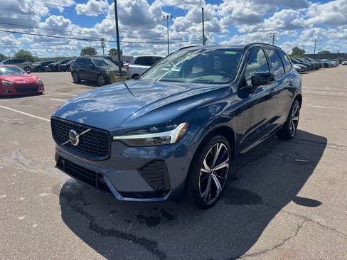 Used 2024 Volvo XC60 T8 Ultimate w/ Protection Package Premier AWD/4WD image 1