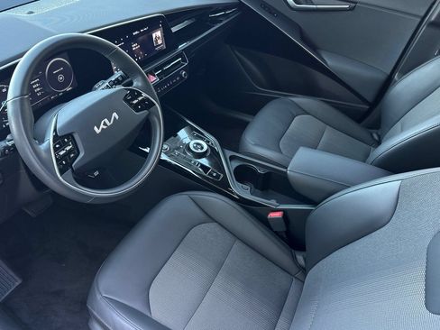 Used 2023 Kia Niro Wind FWD image 10