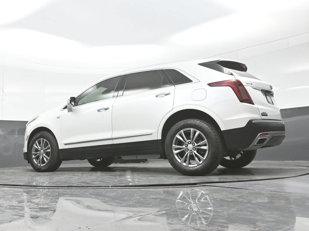 Used 2021 Cadillac XT5 Premium Luxury w/ LPO, Floor Liner Package AWD/4WD image 30