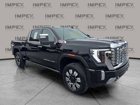 Used 2025 GMC Sierra 3500 Denali w/ Denali Reserve Package image 7