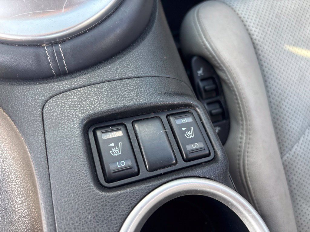 Used 2013 Nissan 370Z Touring w/ Sport Pkg RWD image 36