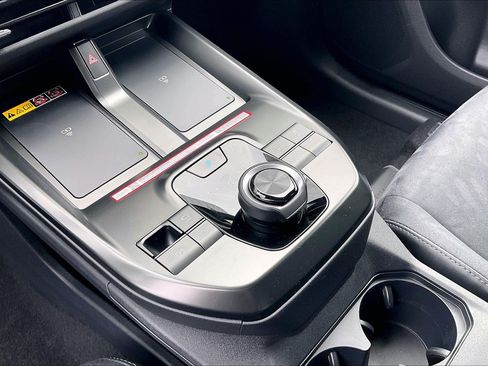 New 2026 Toyota C-HR AWD/4WD image 10