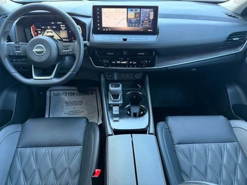 Certified 2024 Nissan Rogue Platinum w/ Platinum Premium Package image 30