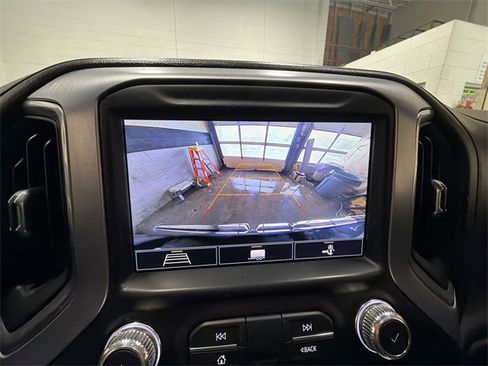 Certified 2020 GMC Sierra 1500 Elevation w/ Elevation Value Package image 17