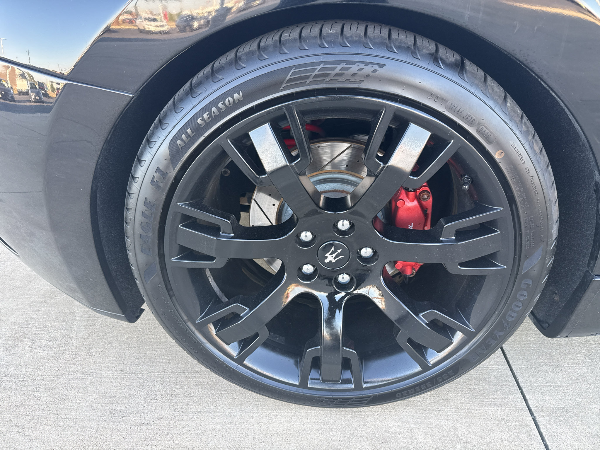 Used 2016 Maserati GranTurismo Sport RWD image 14