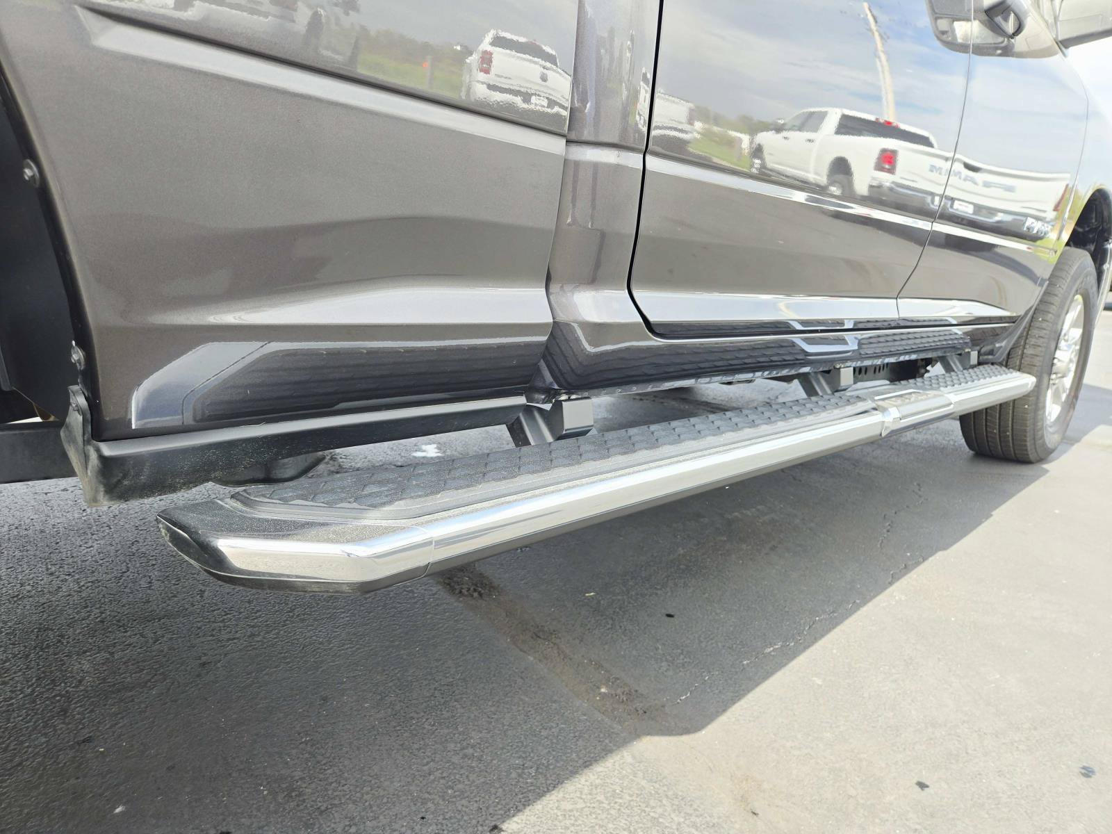 Used 2026 RAM 2500 Big Horn AWD/4WD image 17