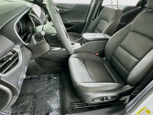 Used 2024 Chevrolet Malibu LT FWD image 9