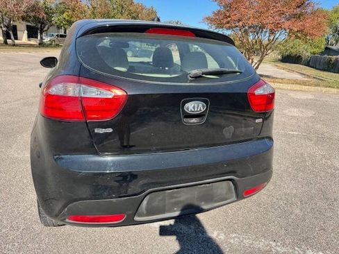 Used 2013 Kia Rio LX w/ PWR Pkg image 11