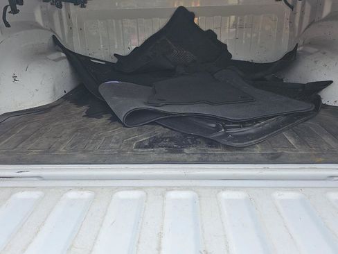 Used 2025 RAM 1500 Laramie AWD/4WD image 17