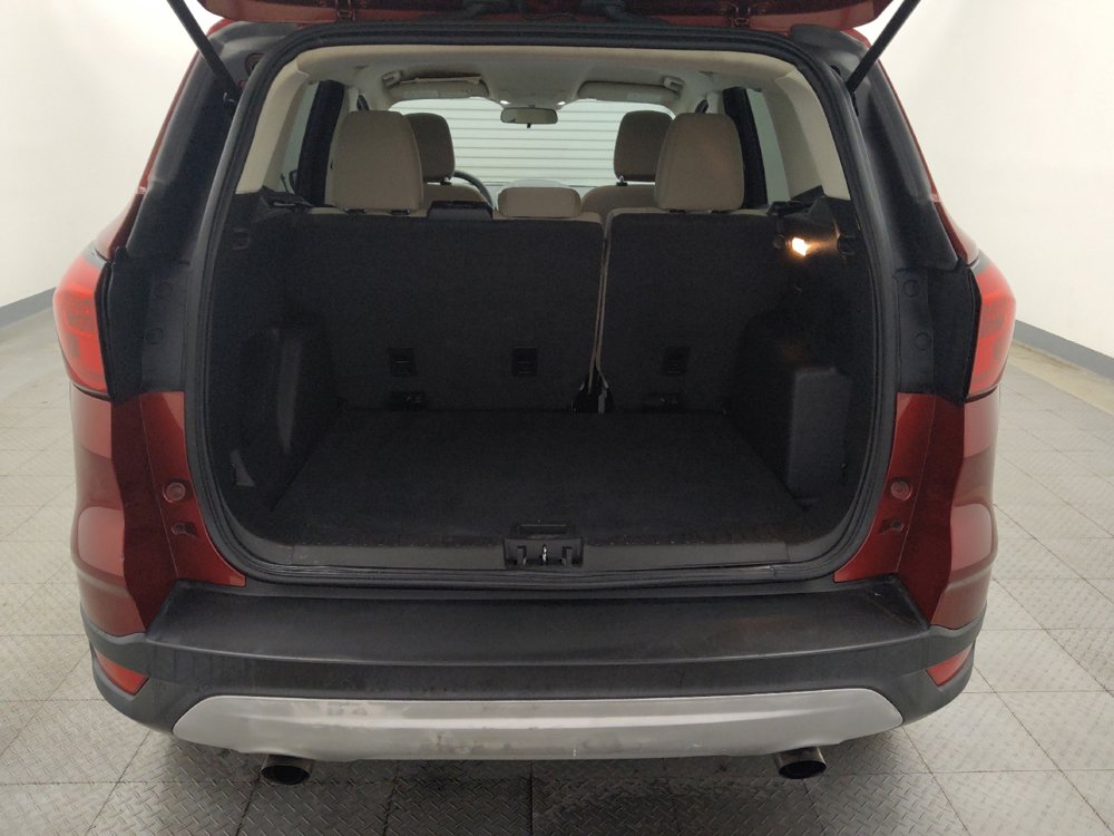 Used 2019 Ford Escape SE FWD image 29