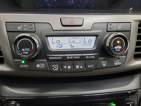 Used 2016 Honda Odyssey EX-L image 21